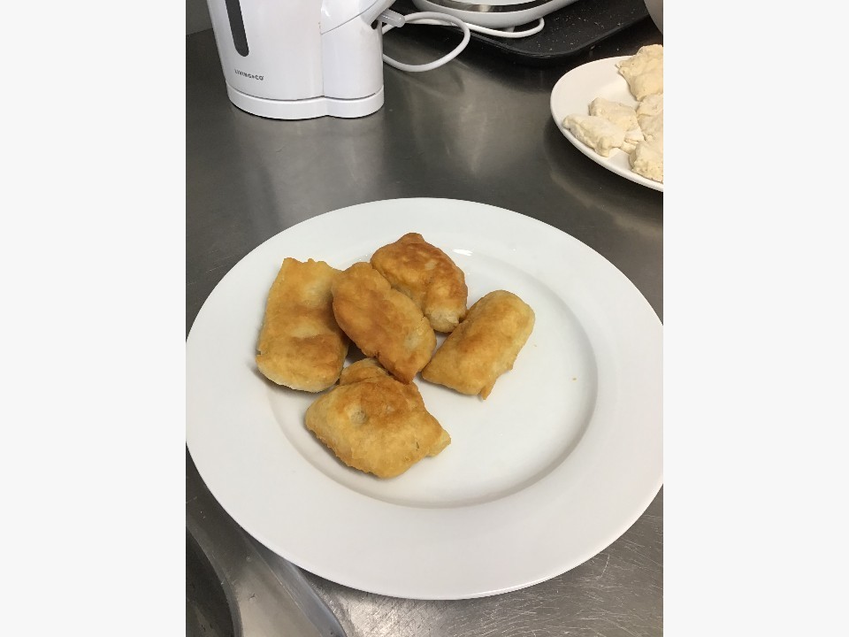 making-maori-fried-bread